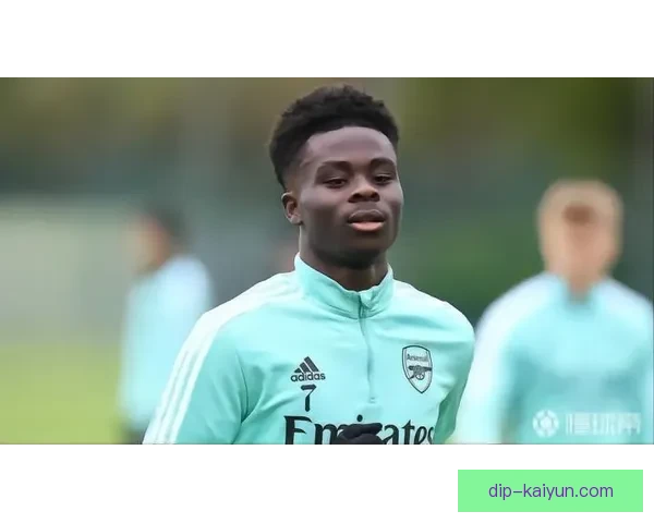 坎特防守能力持续提升,表现稳健助力球队争冠之路 坎特防守能力持续提升,表现稳健助力球队争冠之路